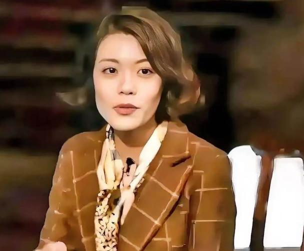 复旦大学陈果教授说：“你混得再好，再有本事，只要我不求你办事，在我眼里你