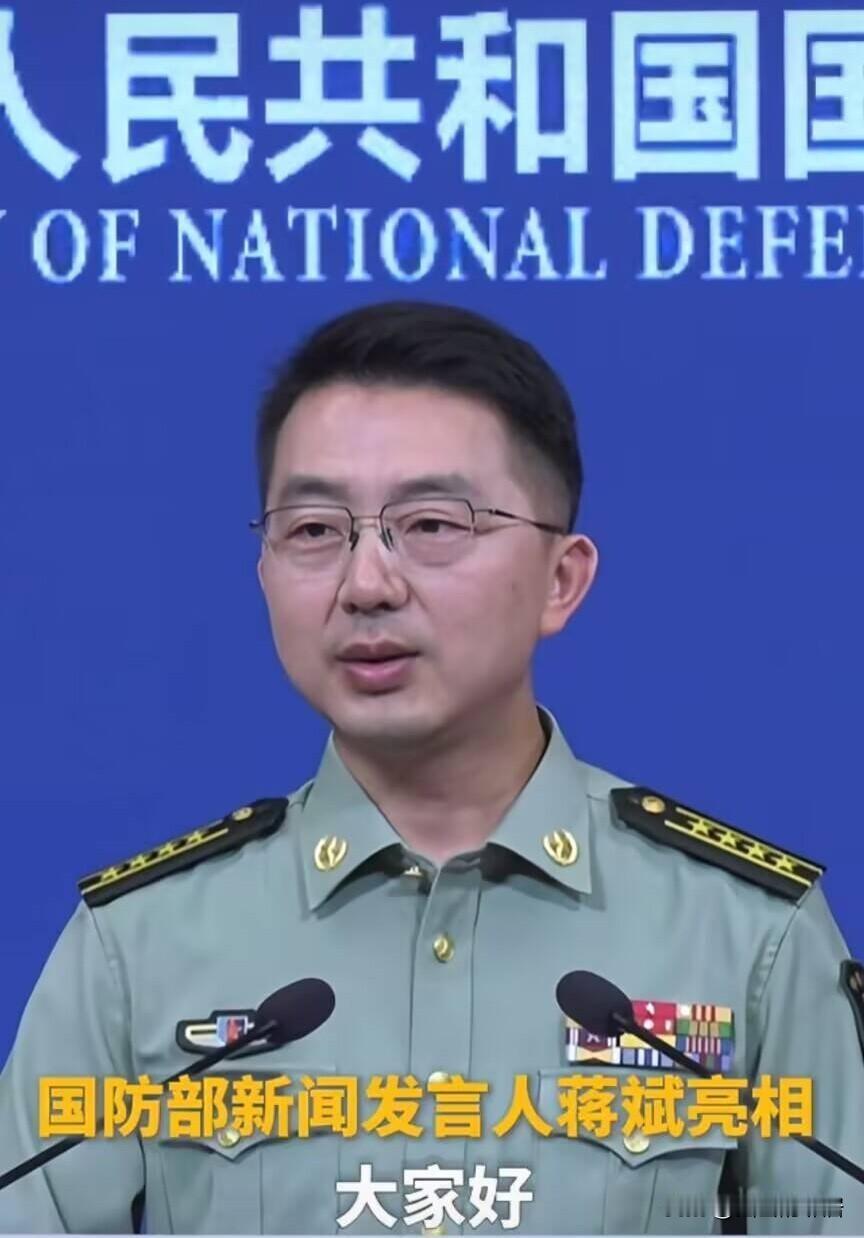没有任何退让，国防部发布严厉声明：2月10日，面对近期台湾涉军问题，国防部发言