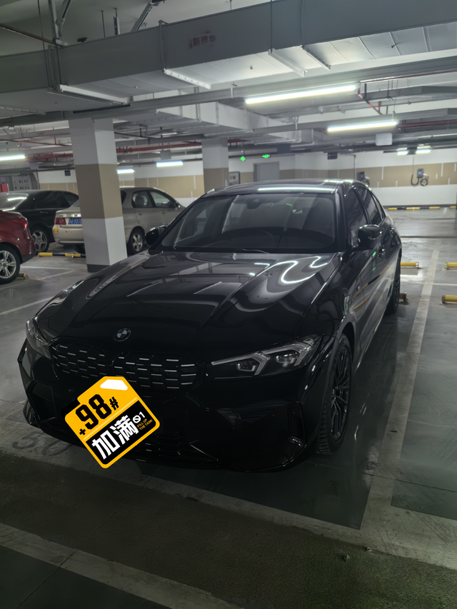 你们的三系出厂轮胎是啥牌刚提车，车胎不是韩泰，是米其林的，是不是不耐用。车开