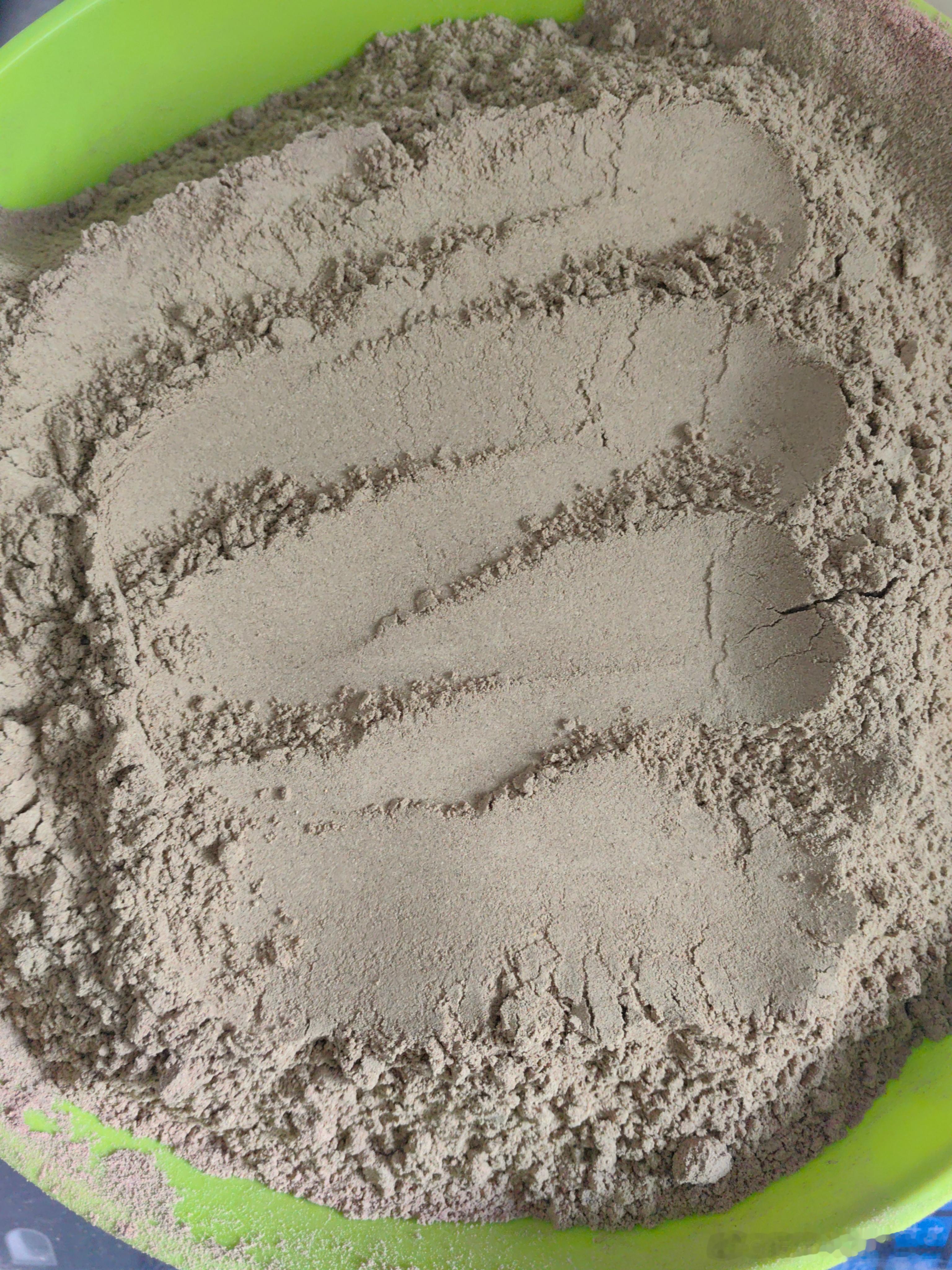 慢性病治疗心法凡久病、重病和老年性疾病，往往胃气虚弱，不耐重剂，须从小量、微量开