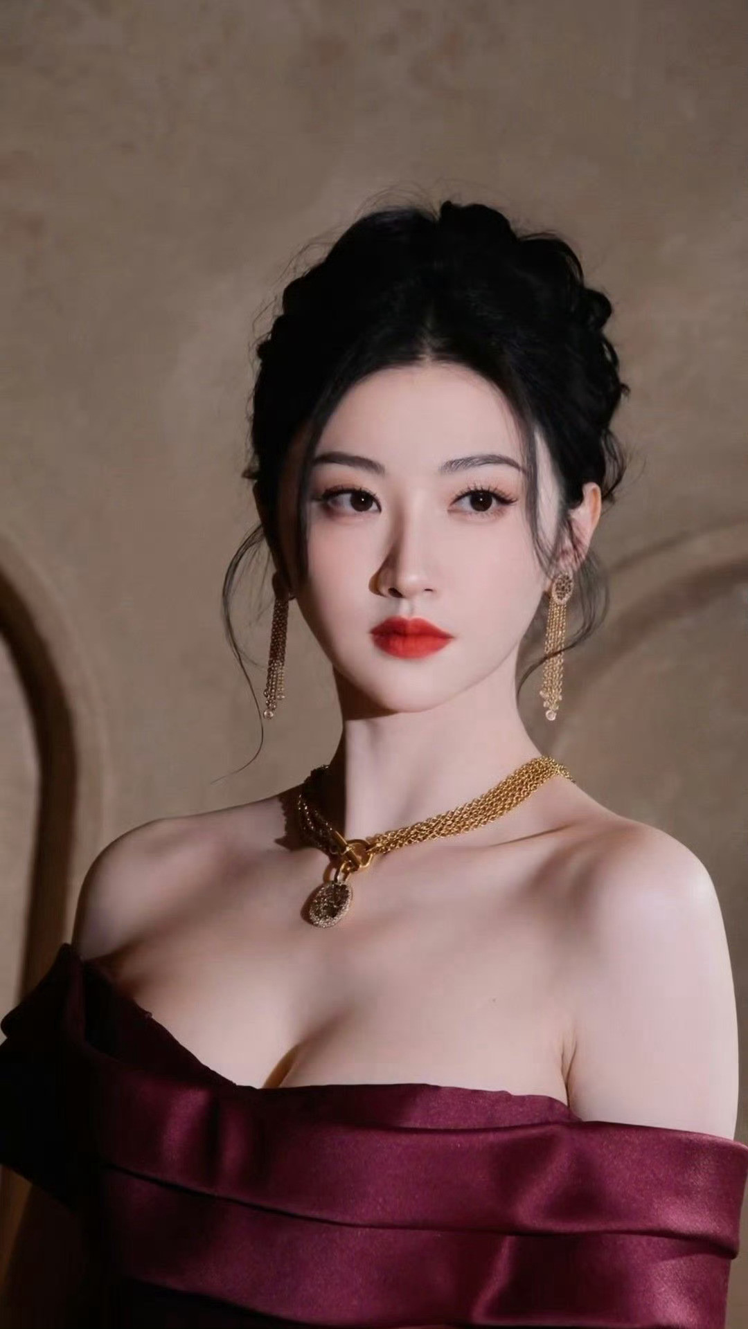景甜不愧是人间富贵花！​​​