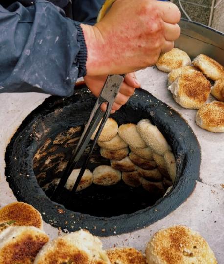 “悲剧还是发生了！”11月21日报道，河南郑州，一男子吃完饭后，觉得这两天气温低