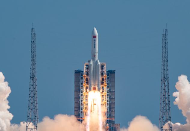 1月17日00时55分，我国在西昌卫星发射中心运用长征三号乙运载火箭执行实践三十