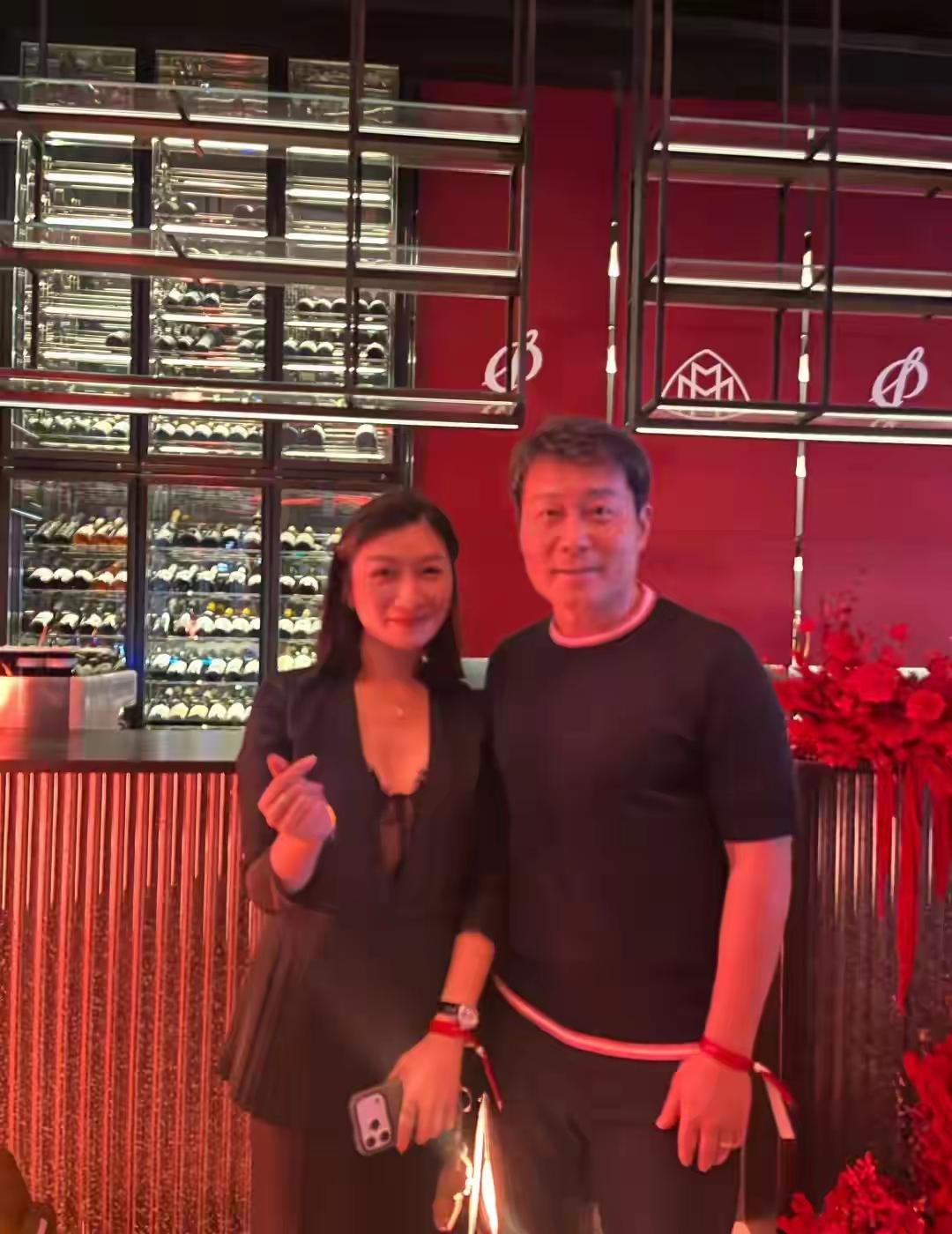 赚点外快吧……