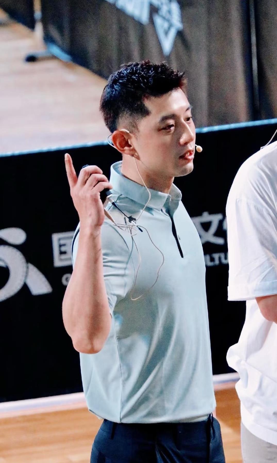 张继科突然风评变得很好官司赢了以后张继科的风评也反转了一堆夸他帅气、身材好
