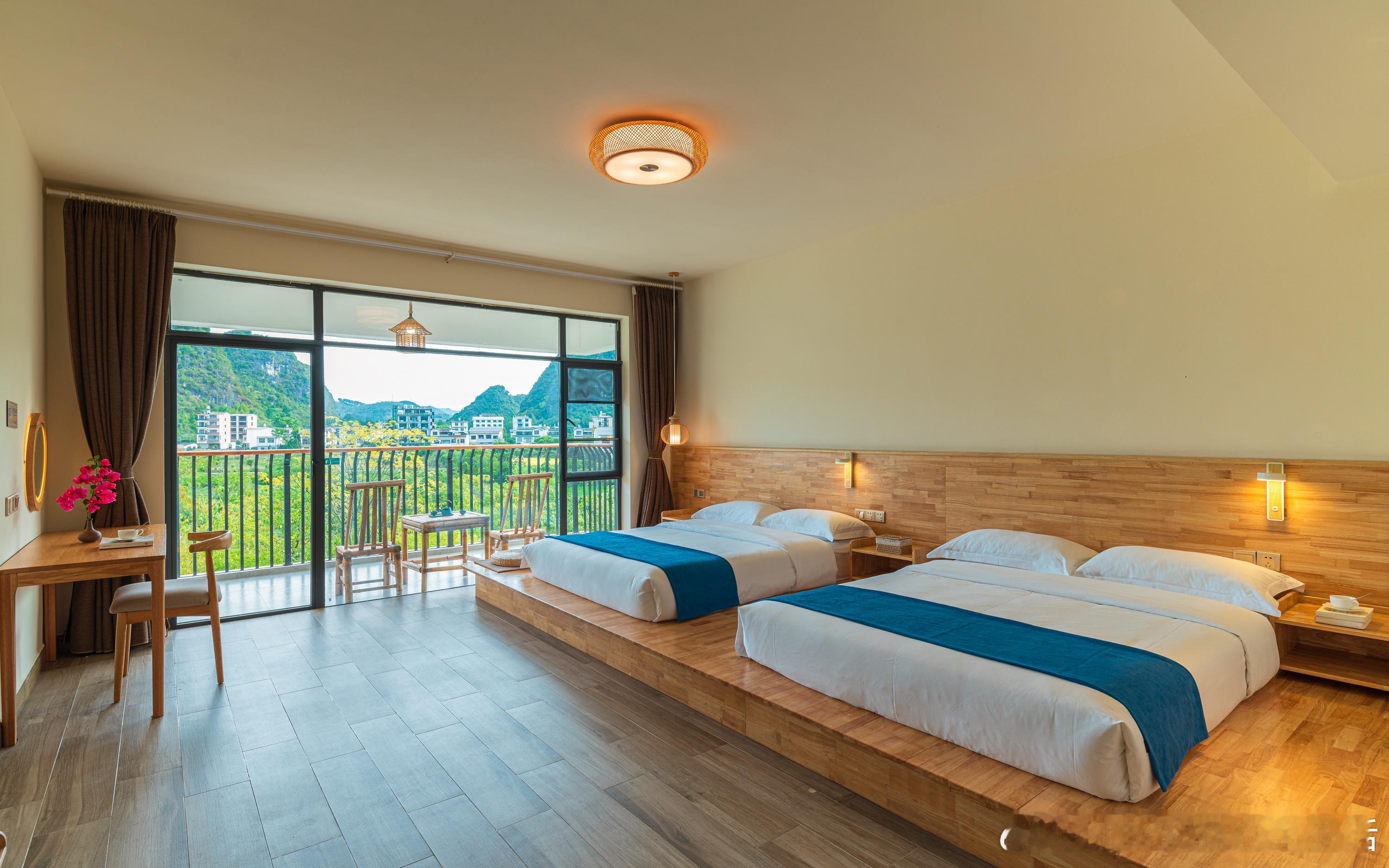 以前住民宿的优势是清净，有老板接待，和你泡茶聊天介绍周边游现在的民宿很多给你个密