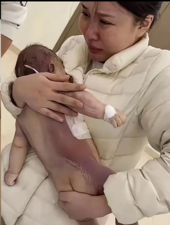 央视关注了！浙江五个月宝宝手术室离世，真的越想越揪心！好好的娃去做微创手