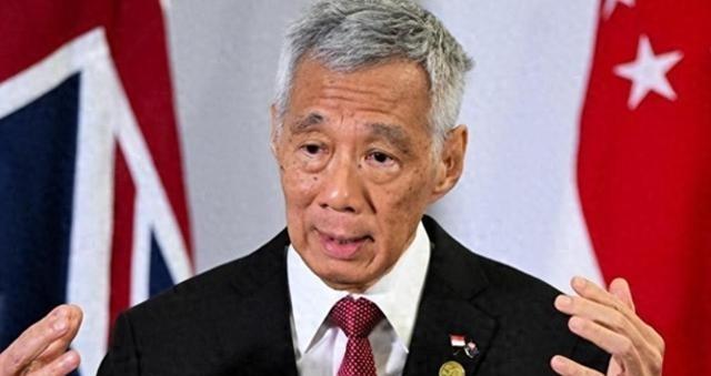 李显龙在新加坡当了20年总理，如今以国务资政身份去伦敦开会，直接放话：中国老了，
