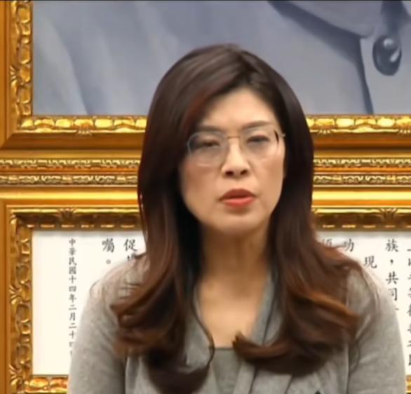 昨天国民党中常会上郑丽文，提到了韩国前总统尹锡悦被韩国检查机构已“内乱罪”求处死