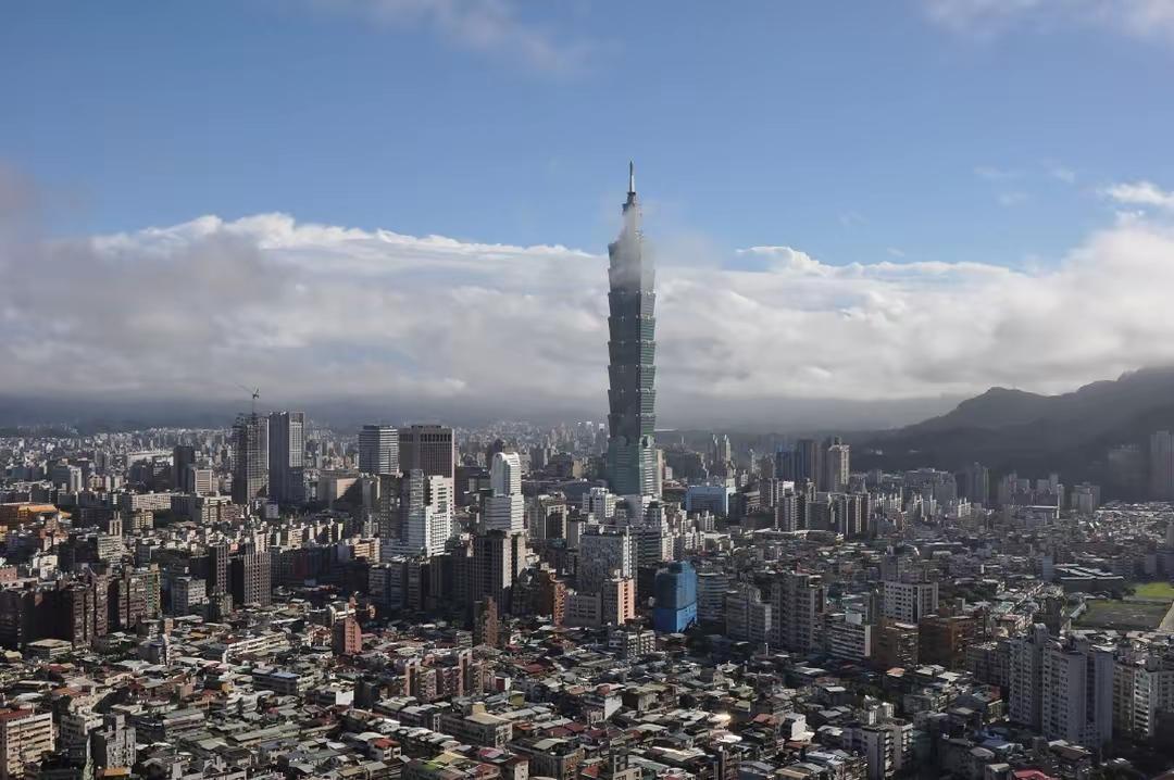 别只当蓝营换帅是权力游戏！张亚中一句“事了拂衣去”宣布永久退政坛哪里是输了选