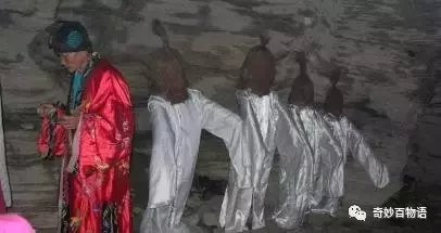 湘西赶尸人遭死尸夺命 真实灵异事件吓破人胆