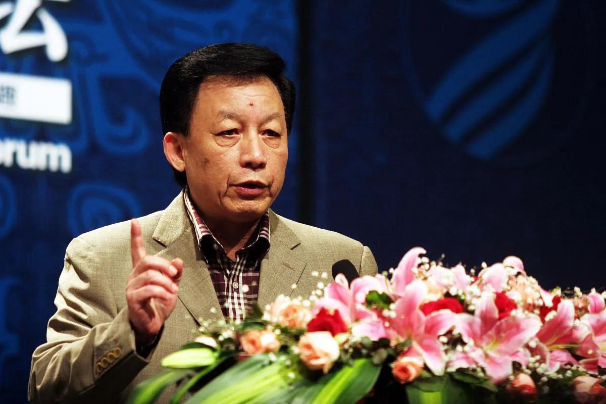 易中天教授称：中国人从古至今都没有信仰。所谓信仰，乃是对某人或者某种主张、主义、