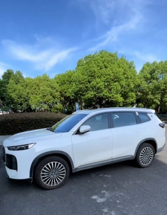 全款落地25款瑞虎8plus豪华明细。对比配置价格，25款瑞虎8plus豪华