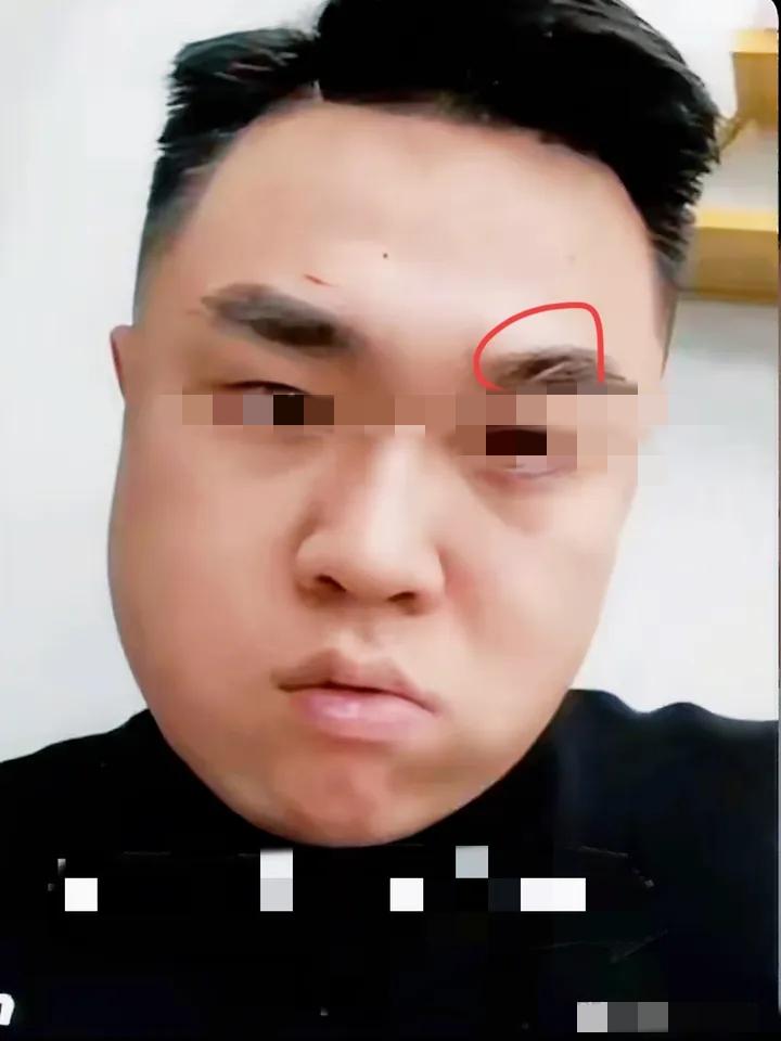 这次真的要变天了听说打人那一家子，这两天电话都要打烂了，到处求爷爷告奶奶。平