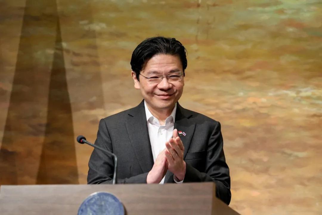 新加坡总理黄循财正式表态了！ 9月8日，黄循财在国会宣布，将对政治职务人员以