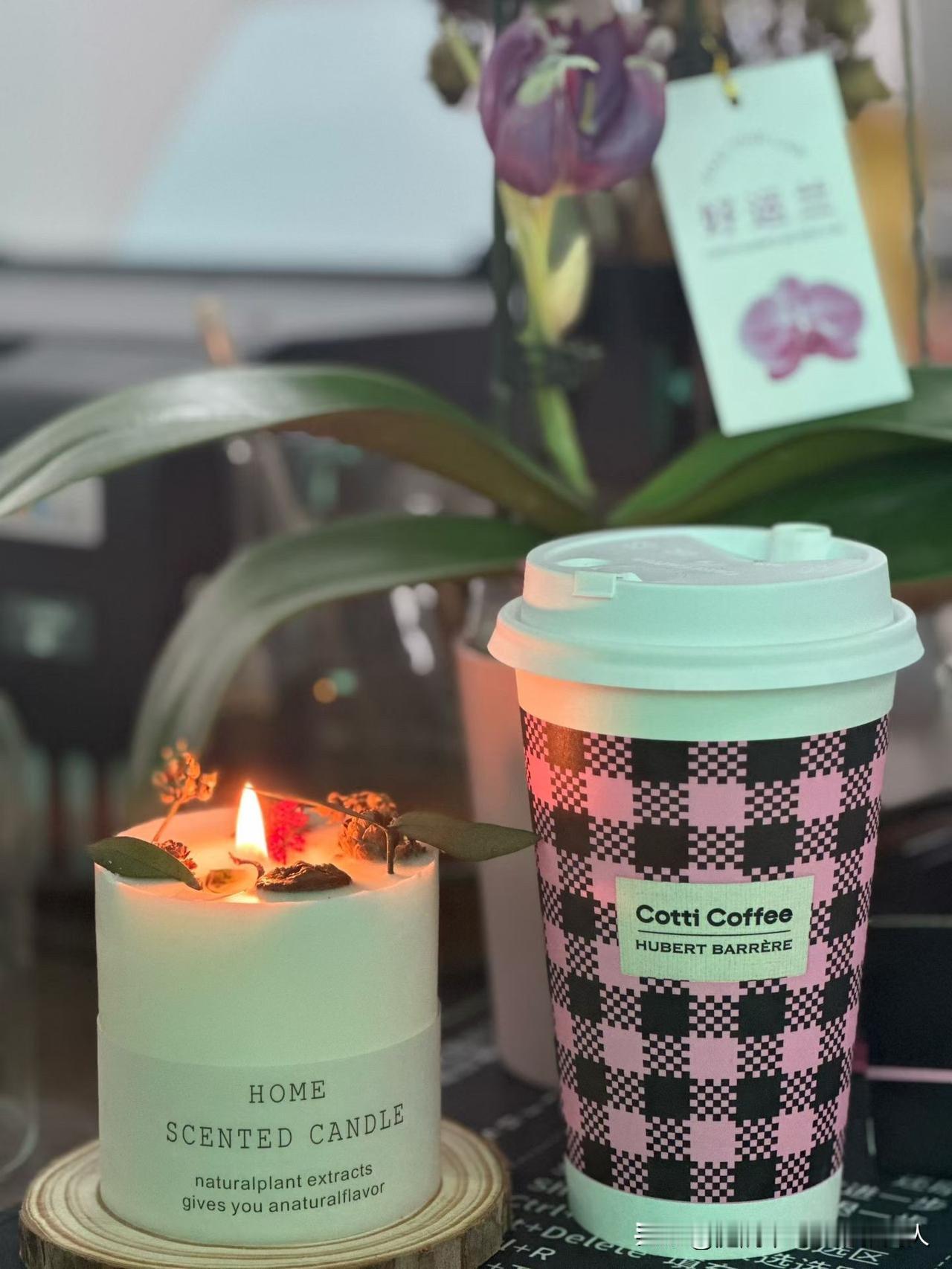 在某银行上班的朋友今天给我微信留言：存钱找我啊，有任务，请多支持。我想，银行