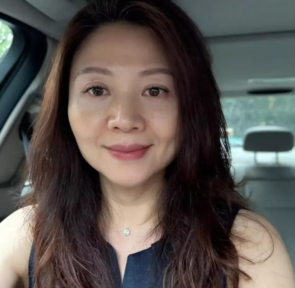 71年54岁的我，你们觉得老吗？你们觉得该叫阿姨还是大姐呢？