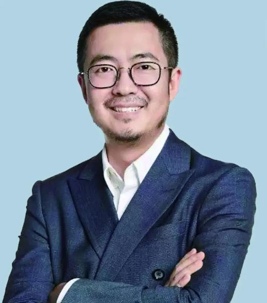 接蒋凡超绝事业运！淘宝的流量确实大，但用户打开次数多不等于买得多。京东
