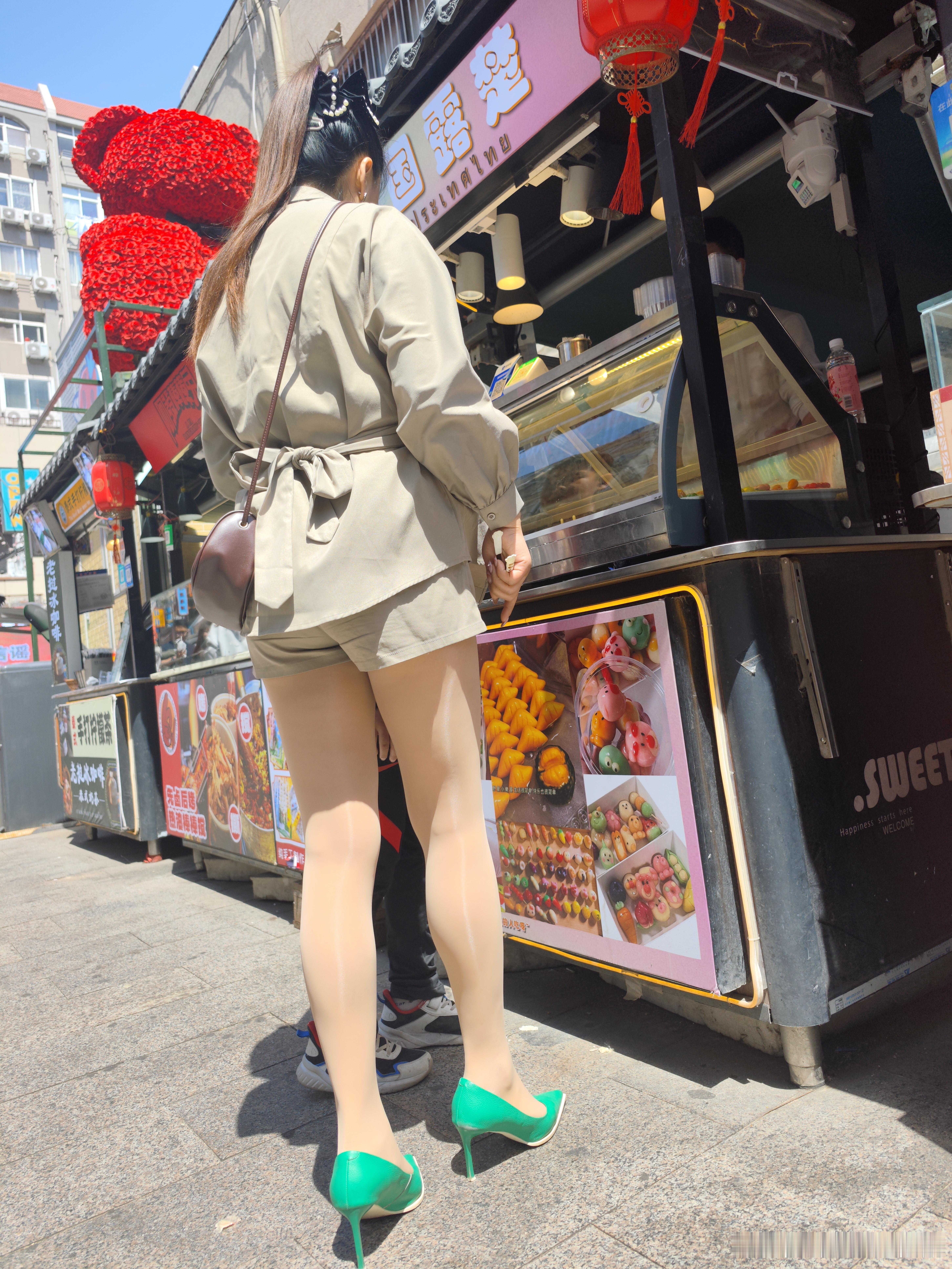 街拍小姐姐穿搭​​​
