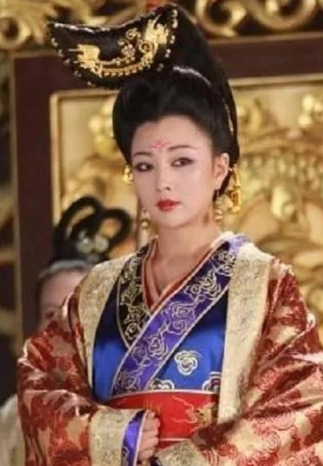 665年，大着肚子的武则天在李治床上看到了亲姐姐武顺。武则天恨恨的对武顺说：“如