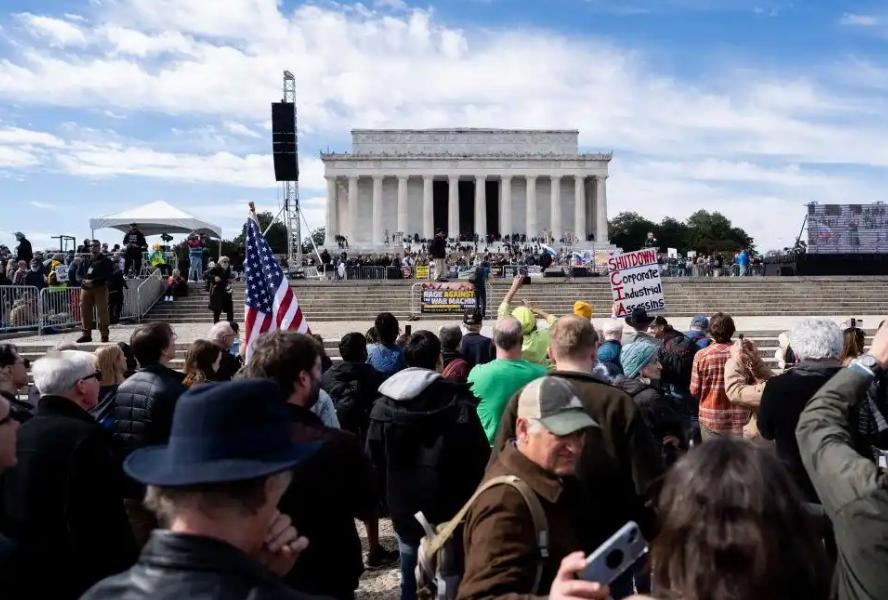 美国为啥不怕自己国家发生革命？其实道理很简单，美国政府是真会杀人，华尔街闹事的带