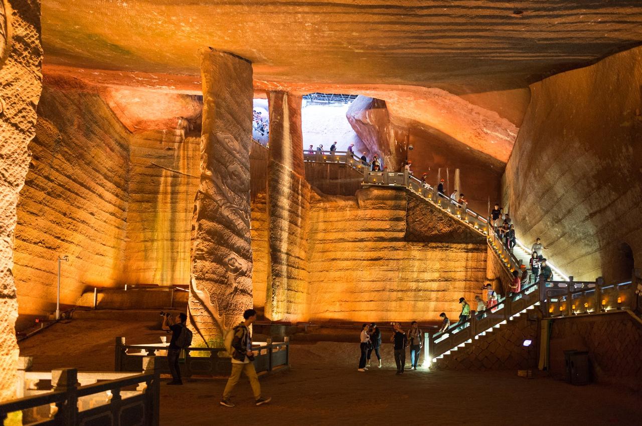 浙江衢州的一个小村子里有一潭不起眼的小水池，下面竟然藏着第九大世界奇迹？ 1