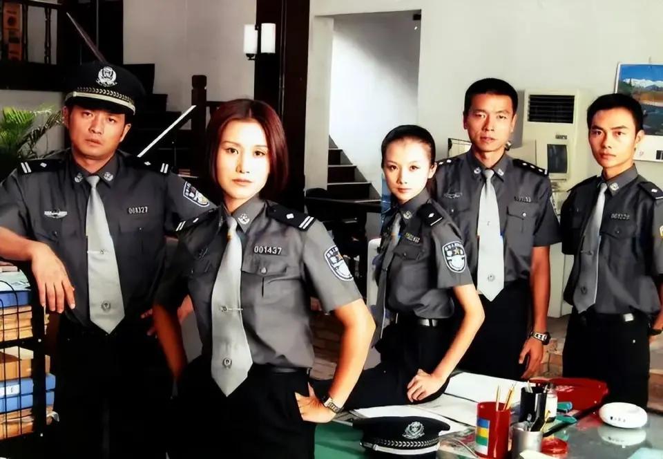 《重案六组》要翻拍了，这回是真的。北京台、紫禁城、海润三家联手，二季度重庆开机，