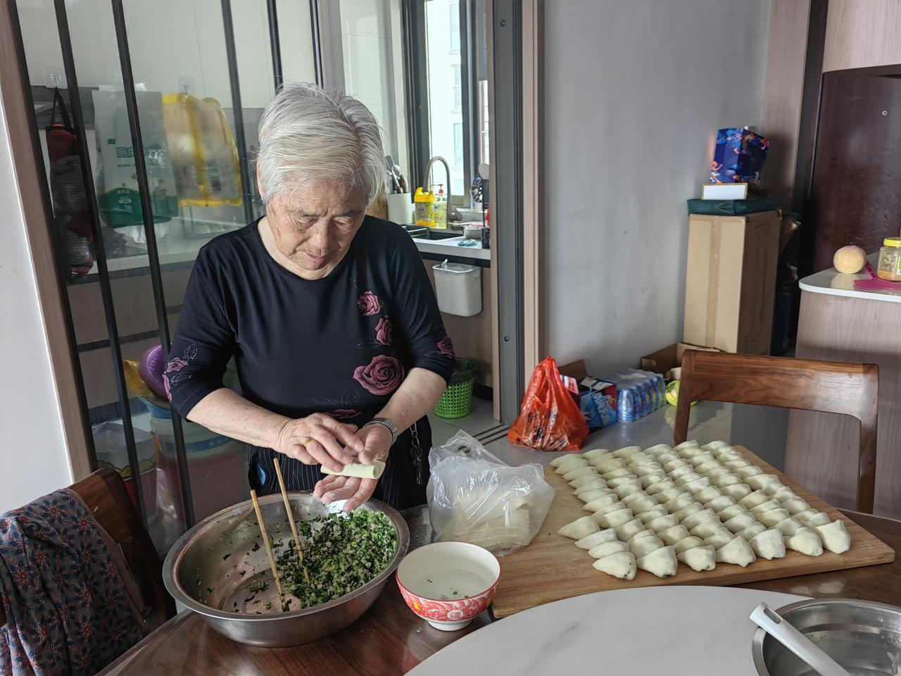 夏至，也是西方的父亲节。我正好因故回常州，犹豫之后，决定推迟一天返京，去礼嘉看看