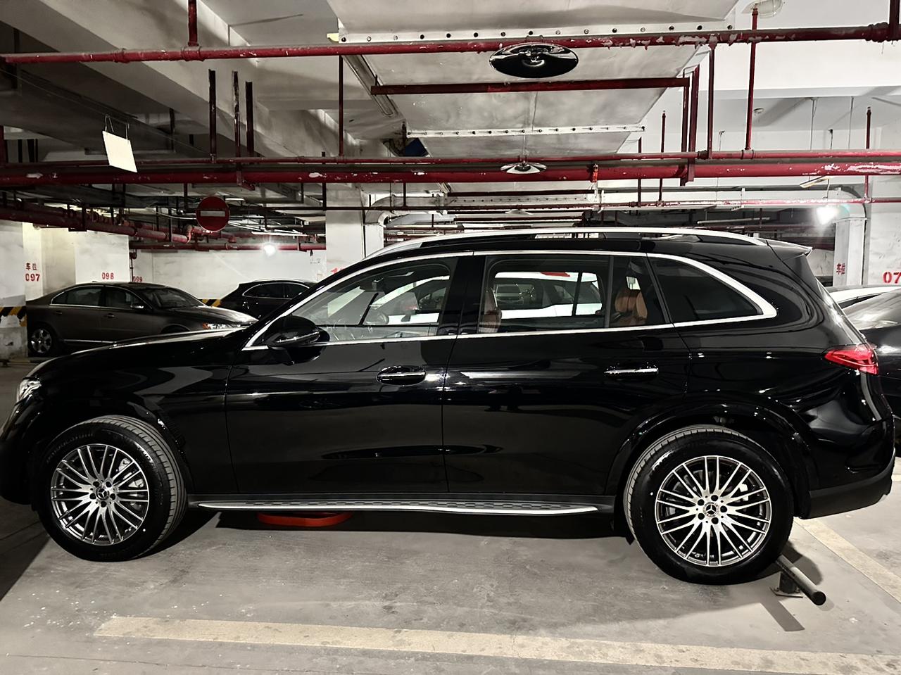 GLC300L开了3天，真心觉得买了车标