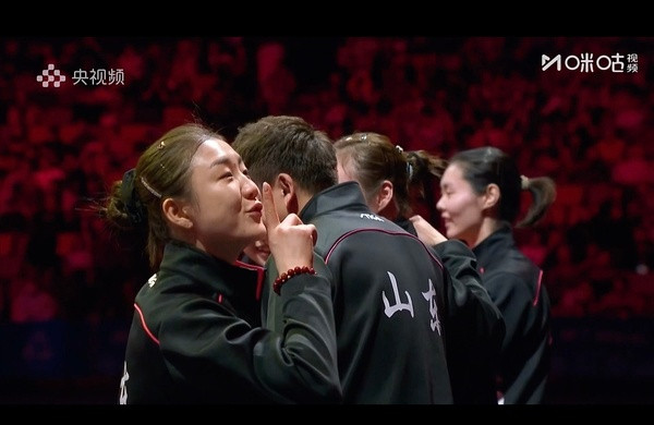 哈哈哈哈哈这个陈梦就这样贴脸开大