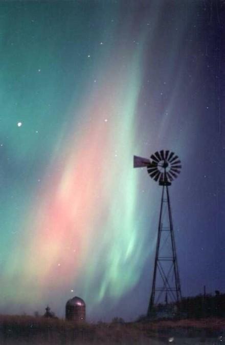 如果你在就好了，突然想说这句话，如果你在，就好了，这么好的景色，你就能看到了。