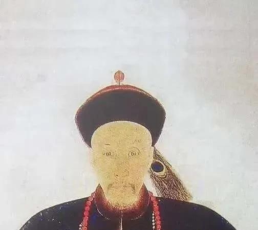 1842年，清军将领海龄与妻子诀别，赴死沙场。硝烟弥漫的战场上，一位将军
