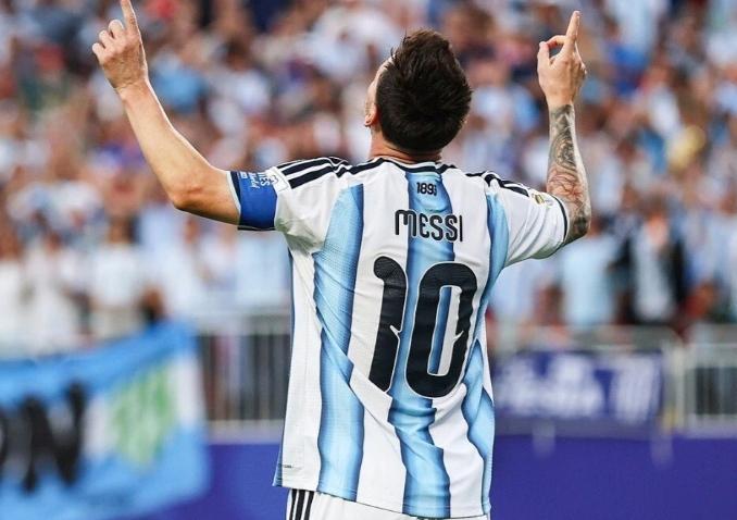 2026世界杯冠军之争彻底乱了。随着西班牙3-0轻取奥地利，目前五大夺冠热门齐