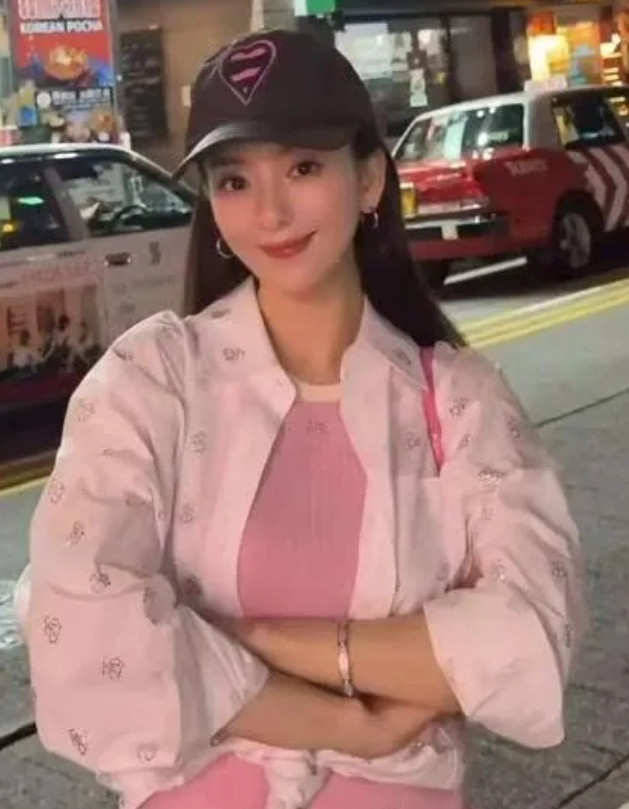 终于搞懂了方媛能做天王嫂八年不是因为她真的胜过了熊黛林，而是她这个人懂得真正