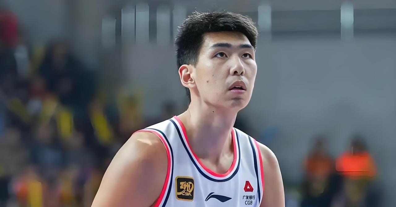 徐昕愿意回广东男篮！据相关消息人士透露：徐昕与广州男篮签下4年B类合同，广州男
