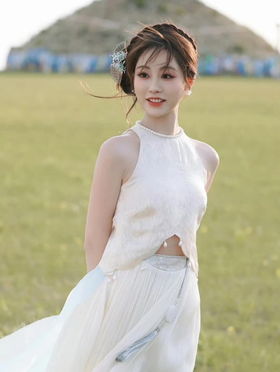 叶童得冠军我不意外王珞丹能成团我也认了祝绪丹也能分一杯羹，我是万万不想接受
