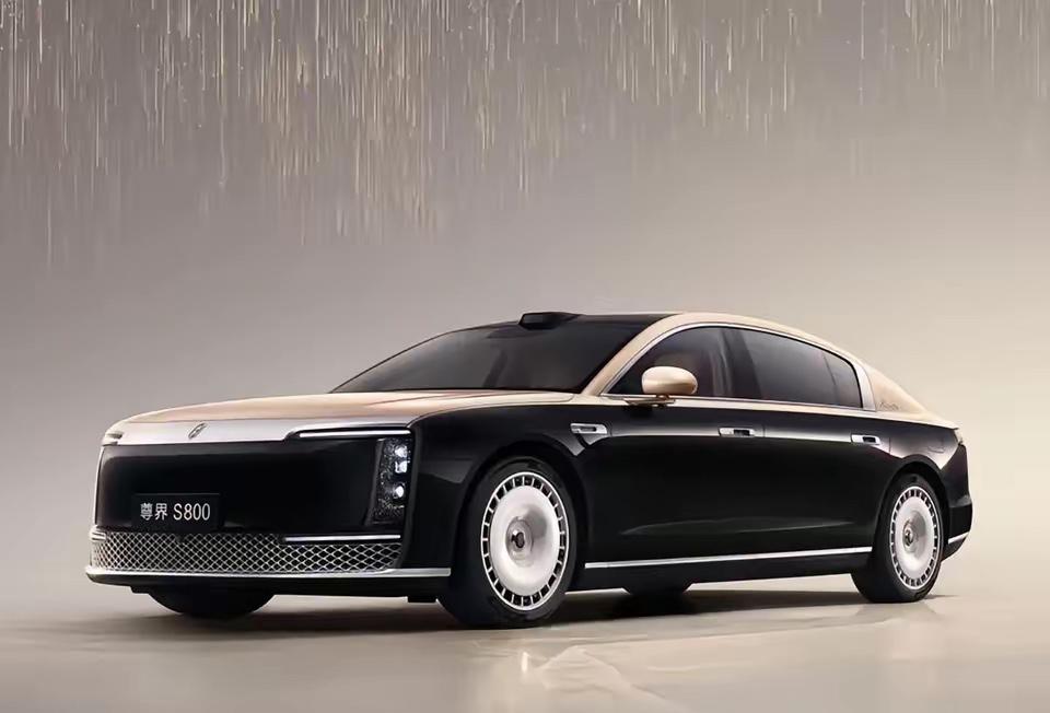 尊界S800上市后销量一路猛涨，175天大定就破1.8万台，还连续三个月坐稳70