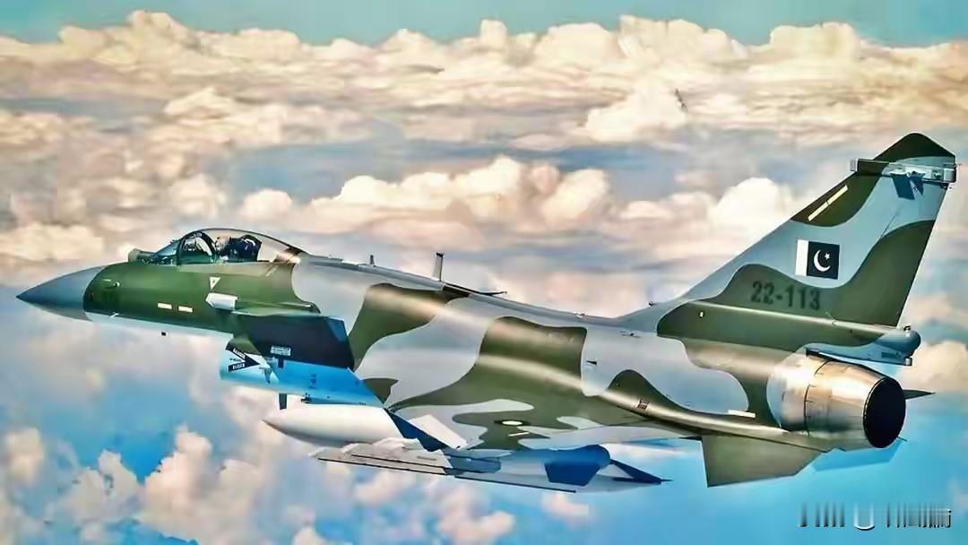 美国专家看中国新武器：有的心虚，有的嘴硬据美国“战区”网站11月8日报道，最近