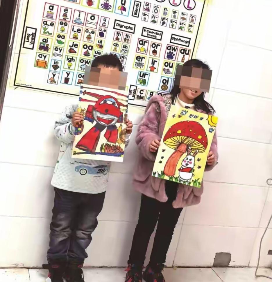 长春这对姐弟太让人心疼了。2023年11月，10岁的甜甜和8岁的鑫鑫被父亲送到托