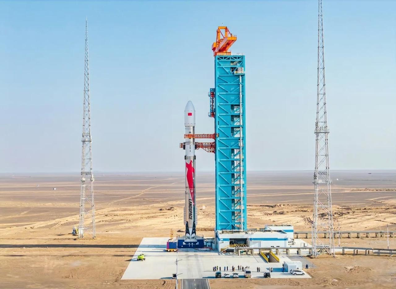 朱雀3号可重复使用火箭定于11月29日进行首次轨道级飞行，同时验证芯一级火箭回收