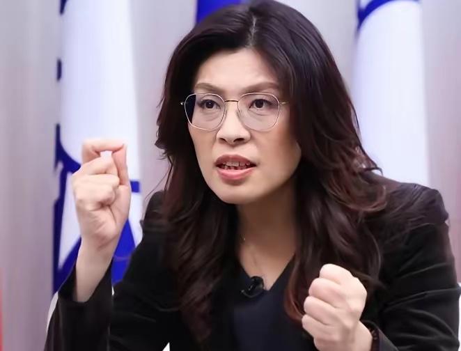 郑丽文终于藏不住了！6月8日，这位在台湾政坛混了多年的老面孔又开口了，说用武