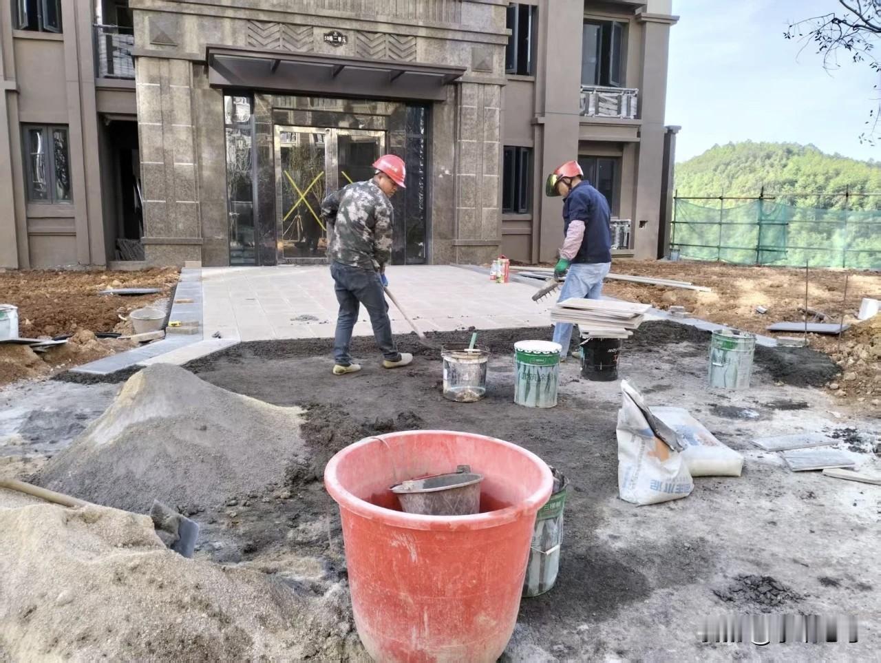 曾经非常火爆的位于扶绥县的南宁空港恒大文旅城如今现状如何了呢？当初距离扶绥县城