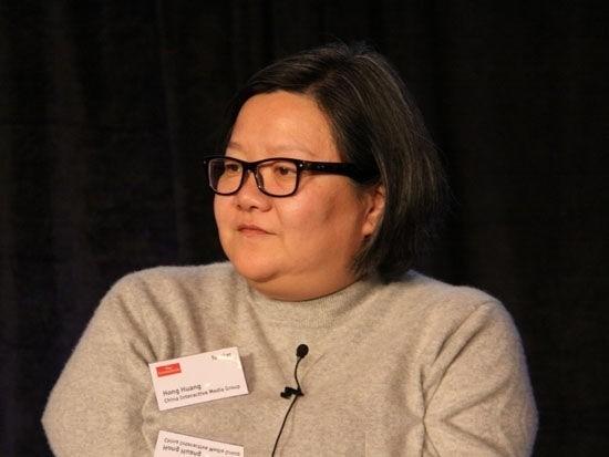 什么是大佬啊？！洪晃的状态就告诉我们这正是大佬。洪晃参与上海迪奥活动，那气场妥妥