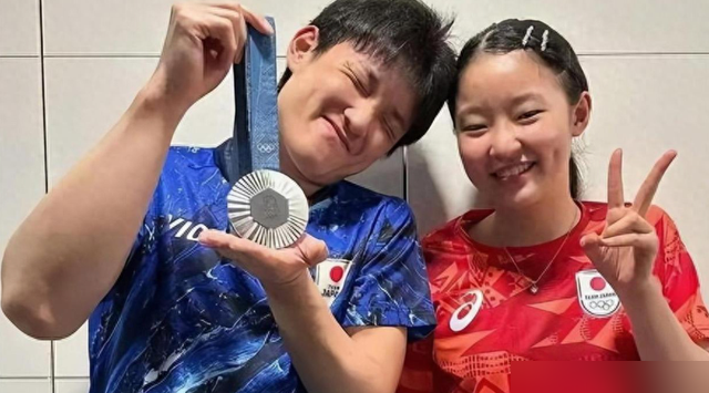 张本兄妹的“天赋神话”该翻篇了，他们最强的根本不是球技张本智和输球后第一件事不是加练，而是回早稻田大