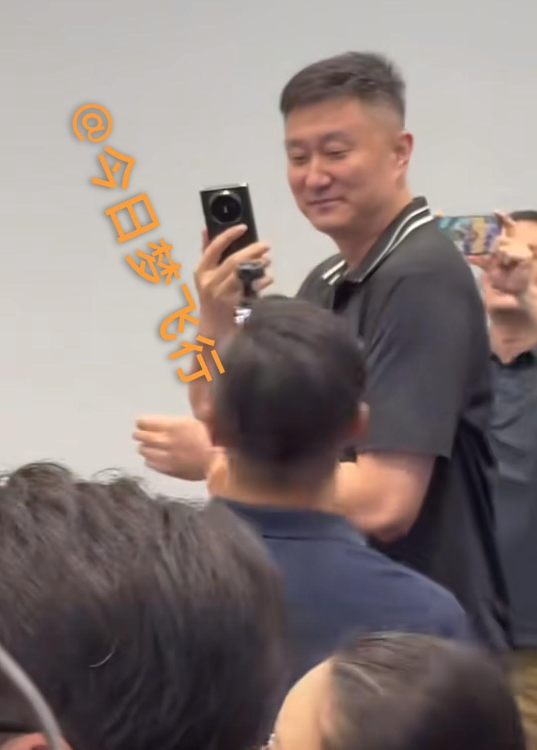 全运会分组抽签仪式：记者笑语杜锋太紧张，杜润旺成了广东队球员代表发言人！今天上