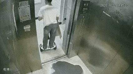 你想不想给她一巴掌[打脸]