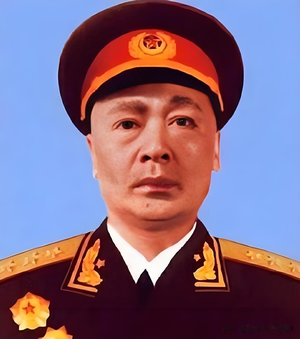 他是开国上将。27岁历任红四方面军10师政委，红31军政委。30岁任红四方面军总