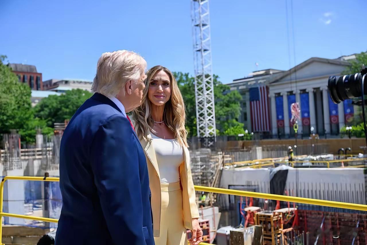 特朗普多次发文喊话中国释放友好信号美国连续喊话中国。当地时间5月30日，