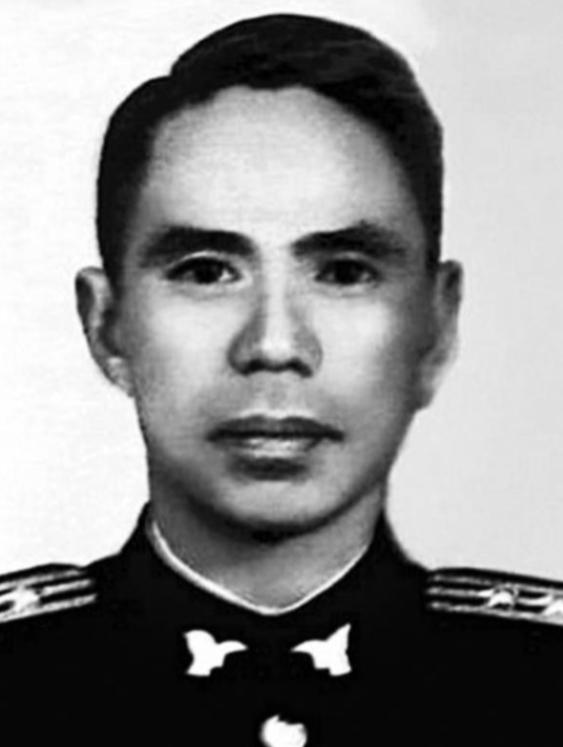 1992年，长期旅居美国的特务头子毛森，在生命垂危之时，向他的儿子吐露了心声：渴