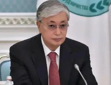 苏联为什么斗不过美国？这么说吧，从全球战略上讲，苏联犯了一个巨大的战略错误，甚至